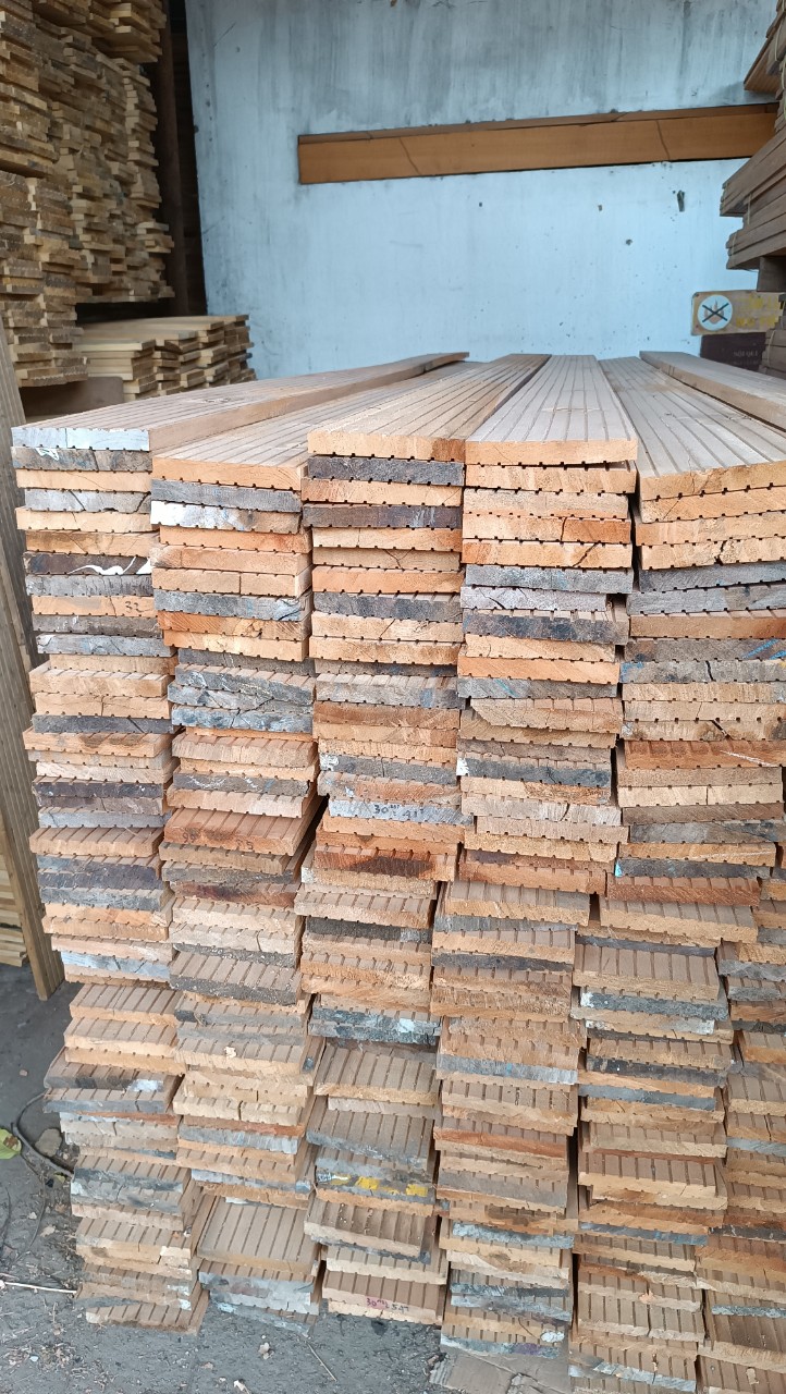 gỗ làm nhà yến cao cấp