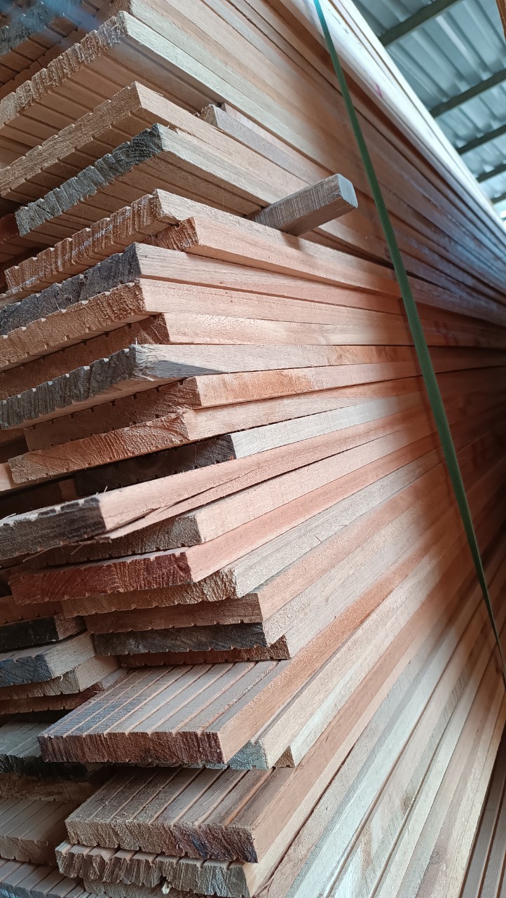 gỗ meranti